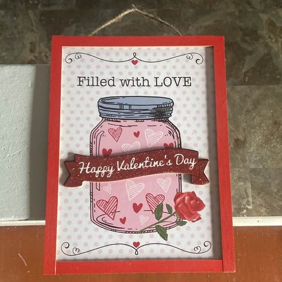 NWT Red Wooden Frame- Filled w/ Love Mason Jar ❤️ Happy Valentines Day Sign 🌹 - Picture 10 of 11